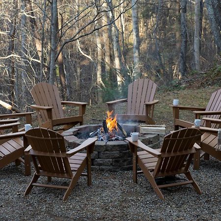 Sycamore By Avantstay Spectacular Mountain Home W Indoor Pool Hot Tub Home Theatre Fire Pit Sevierville Exterior photo